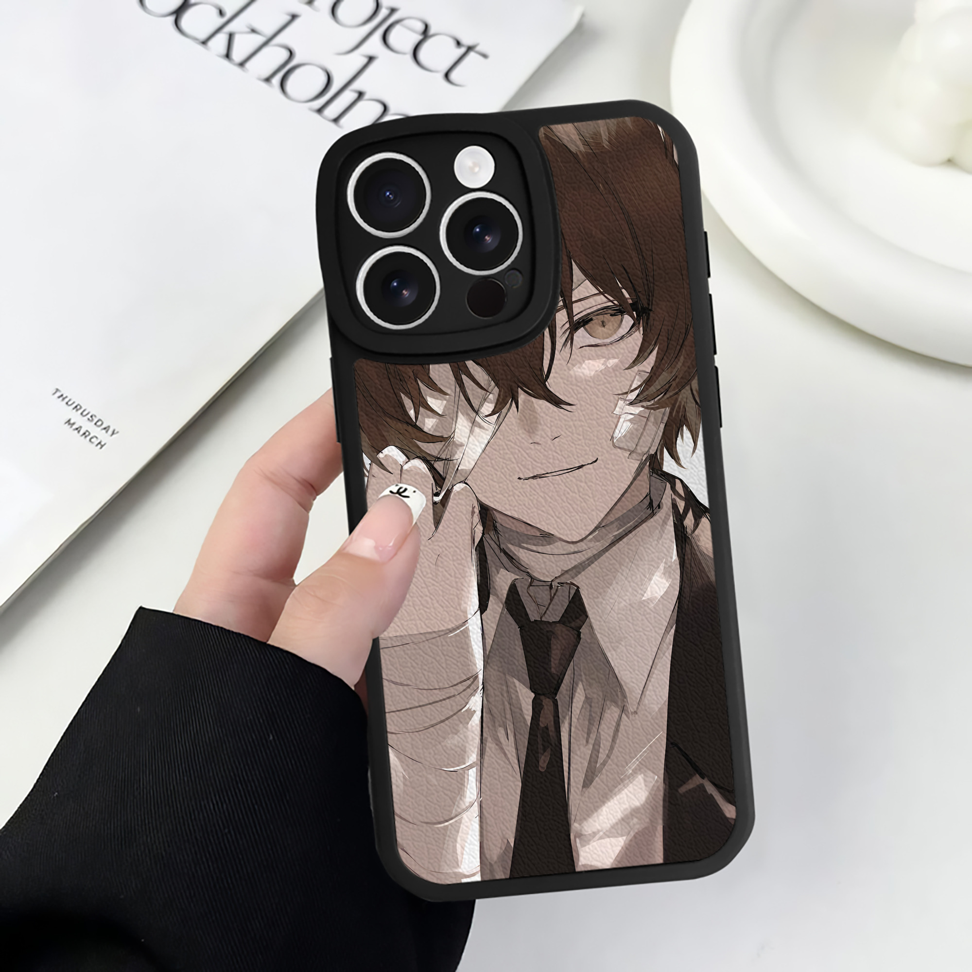 （画像用） 文豪ストレイドッグス Bungo Stray Dogs 【iPhone 16シリーズ対応】シリコンスマホケース（レザー調） 材質：シリコン